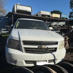 2009 Chevy Tahoe 6.0 L  4x2 AT For Parts Only‼️