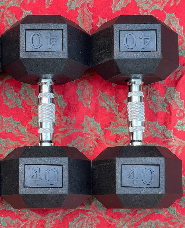 NEW PAIR  OF  RUBBER  40  LB.  HEX  DUMBBELLS 