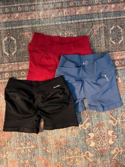 Alura activewear lot
