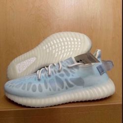 Adidas Yeezy Boost 350 V2 Mono Ice GW2869 Mens Size 11 Brand New 