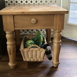 Free Table
