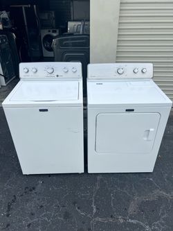 Maytag Set Washer and Dryer Like New