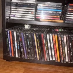 LOT OF CLASSIC CDS