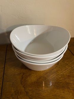Set of 4 dinner/serving bowls