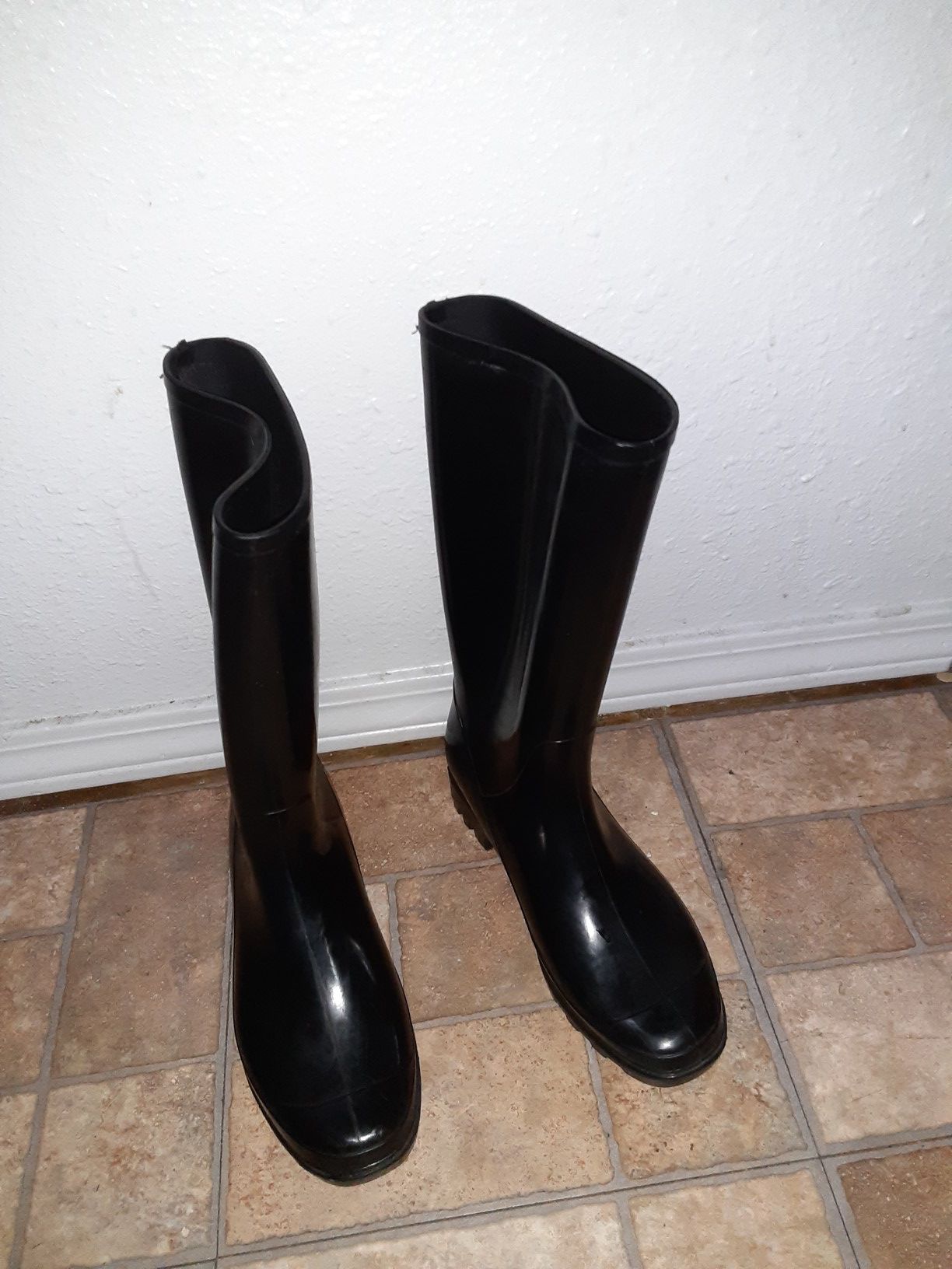 Rain boots for women size 8