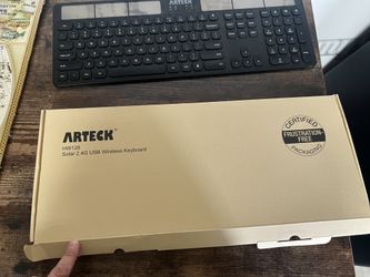Arteck Stainless 2.4G Wireless Keyboard