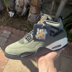 Jordan 4 X Undefeated 