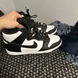 Nike Dunks 