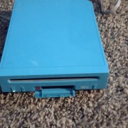 Blue Nintendo Wii 3 Blue Controllers Comes With 4 Games 