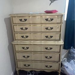 Vintage 7 Piece Bedroom Set - Kent Coffey