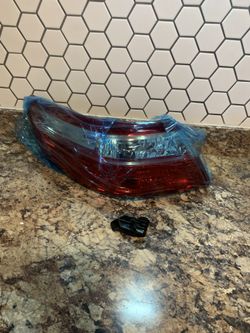 Toyota Camry Driver Tail Light