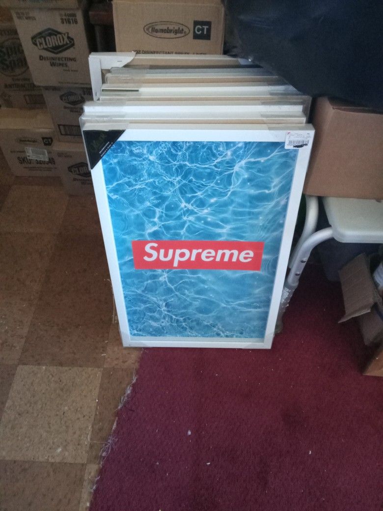 Supreme X Oliver Gal 16