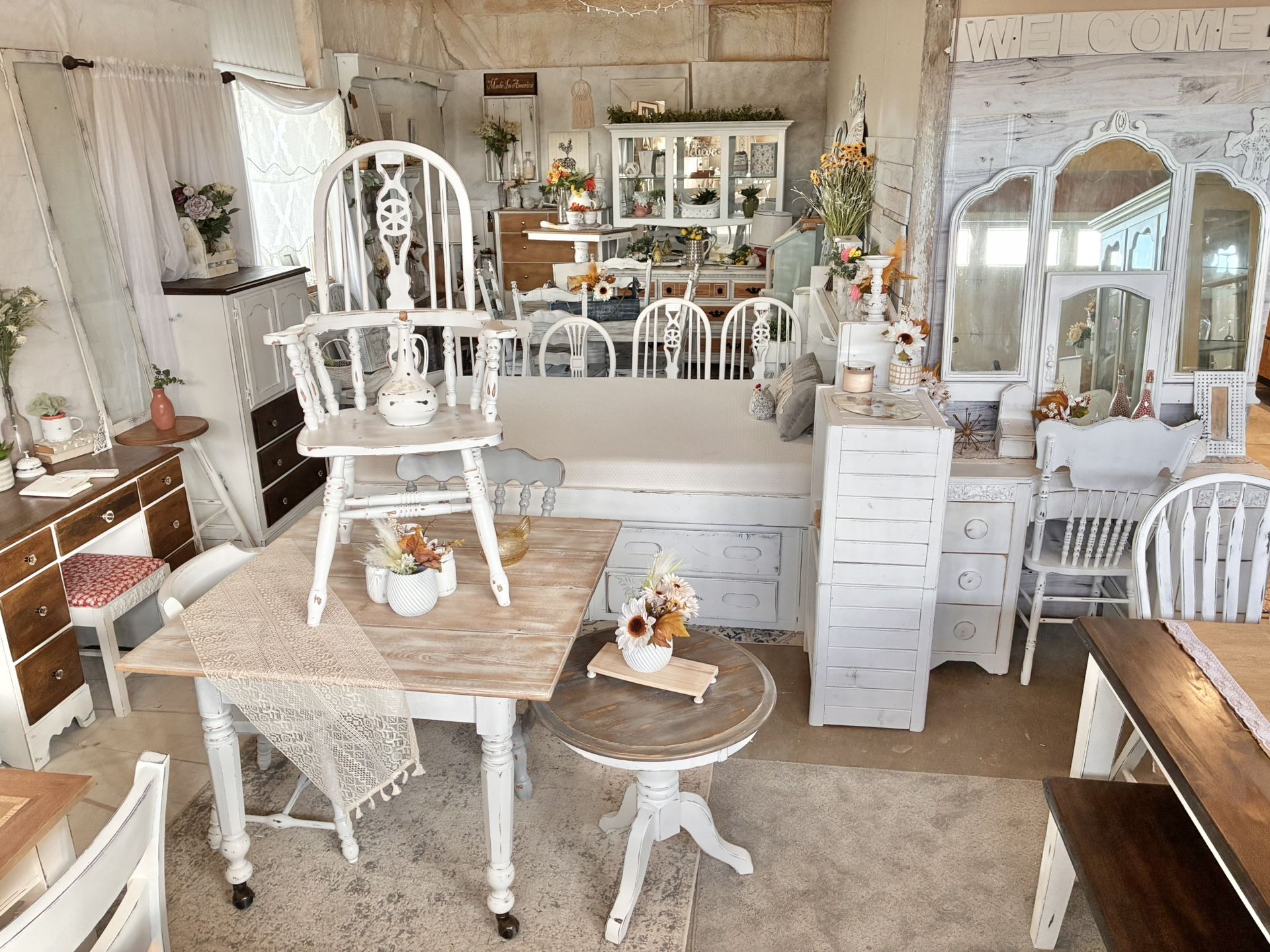 Farm-House Shabby & Chic Furniture And Decor