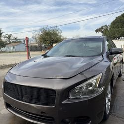 2012 Nissan maxima 