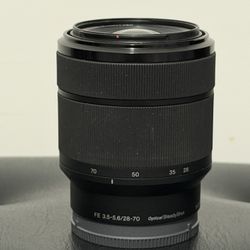 Sony FE 28–70mm f/3.5‑5.6 OSS