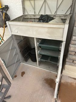 Outdoor garden tool center made by Suncast
