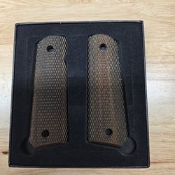 Handgrips