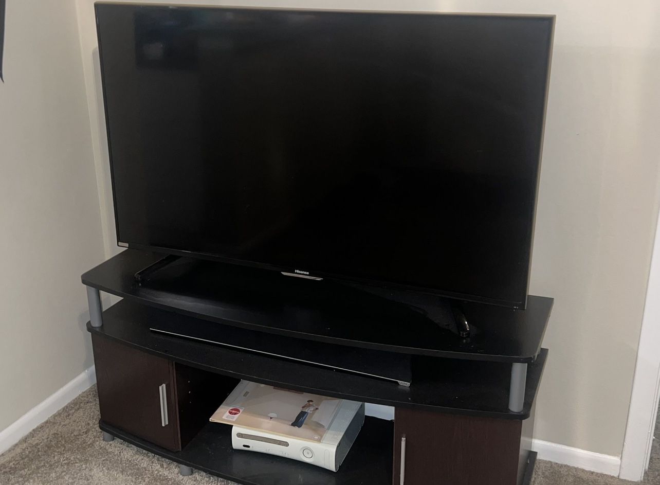 50” Hisense TV Needs Gone ASAP 