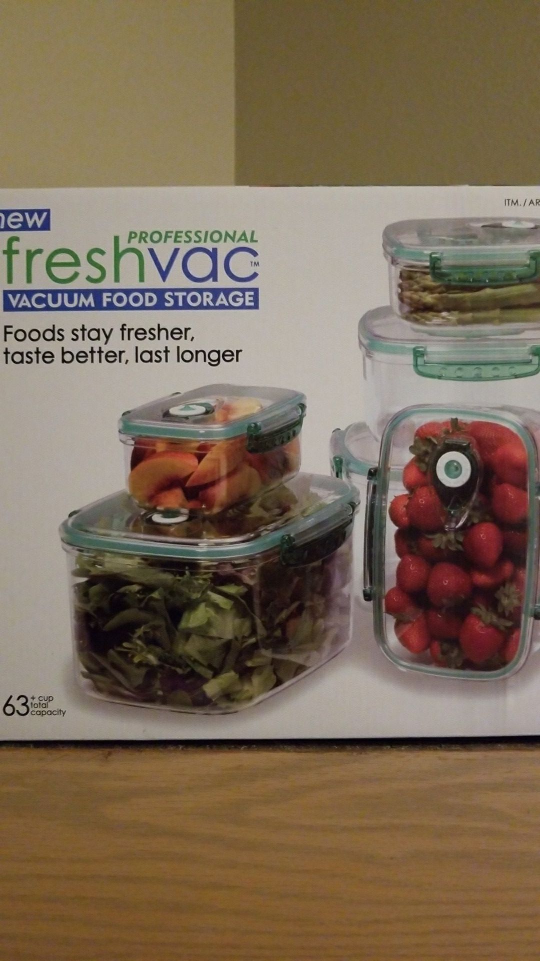 Vacuum storage container NIB