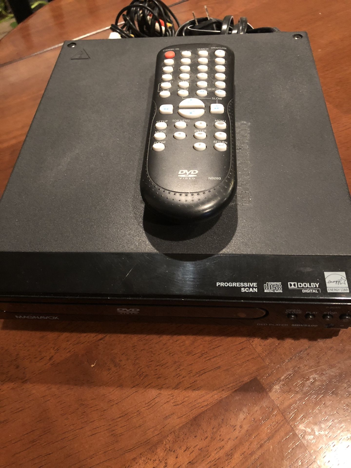 DVD Player, Magnavox model MDV2100/F7