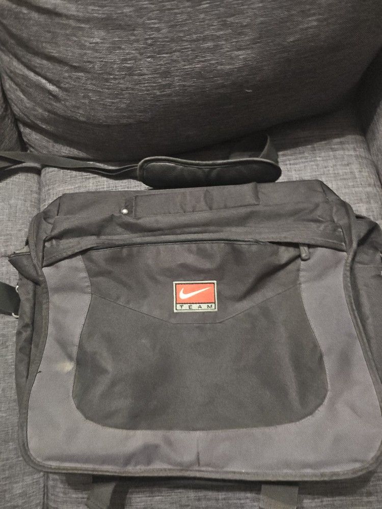 Vtg Nike Crossbody Laptop Bag