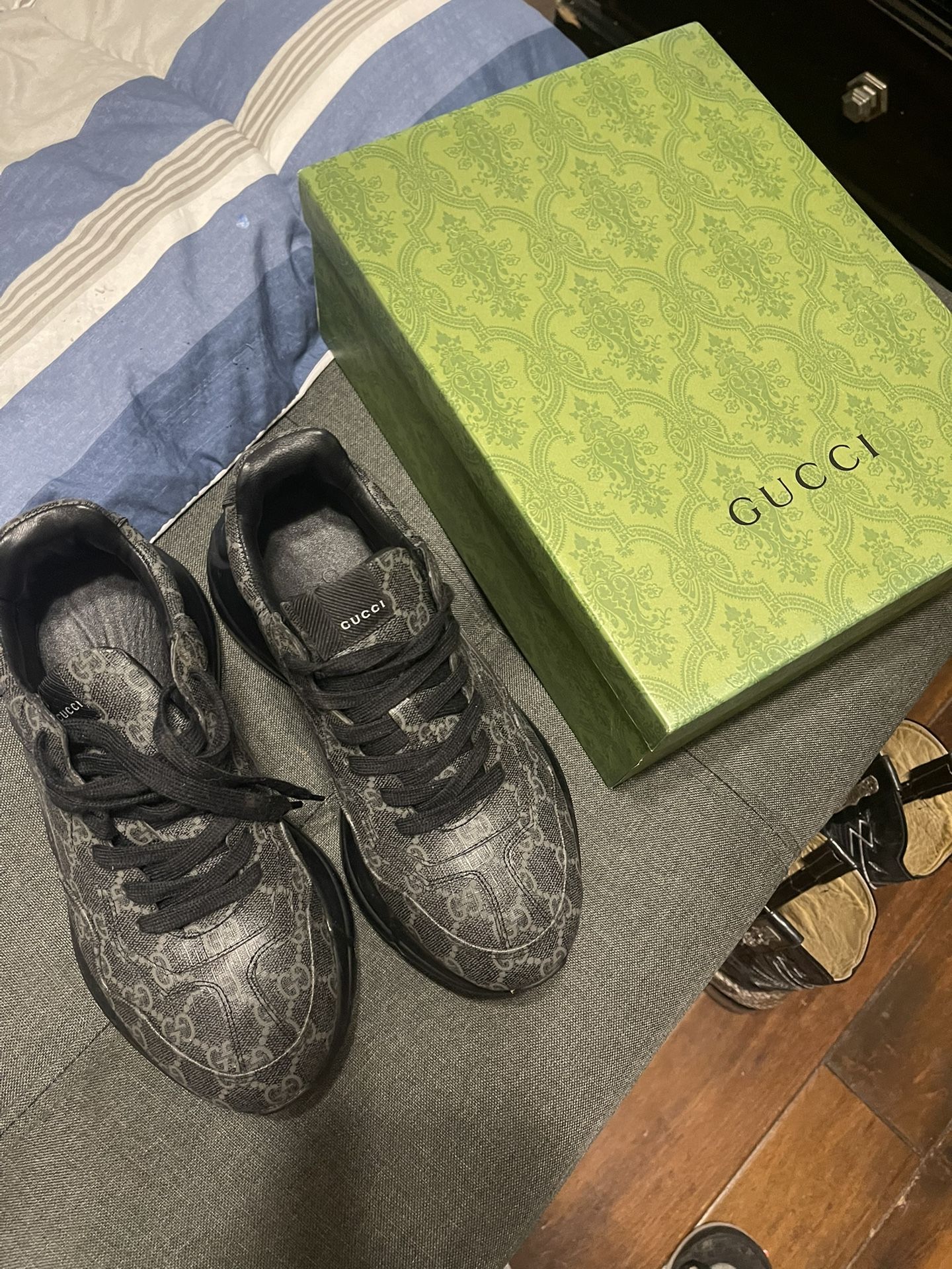 Gucci Size 7 Shoes