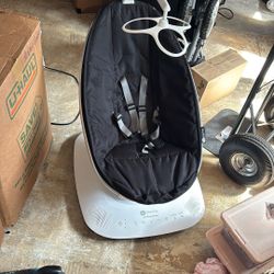 4moms Mamaroo 