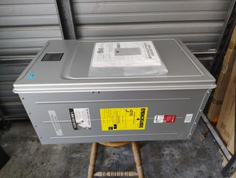 Water Heater Tankless Ikonic 10.1 Gas 4 Shower Indoor/Outdoor Smart Super High Efficiency 180,000 BTU