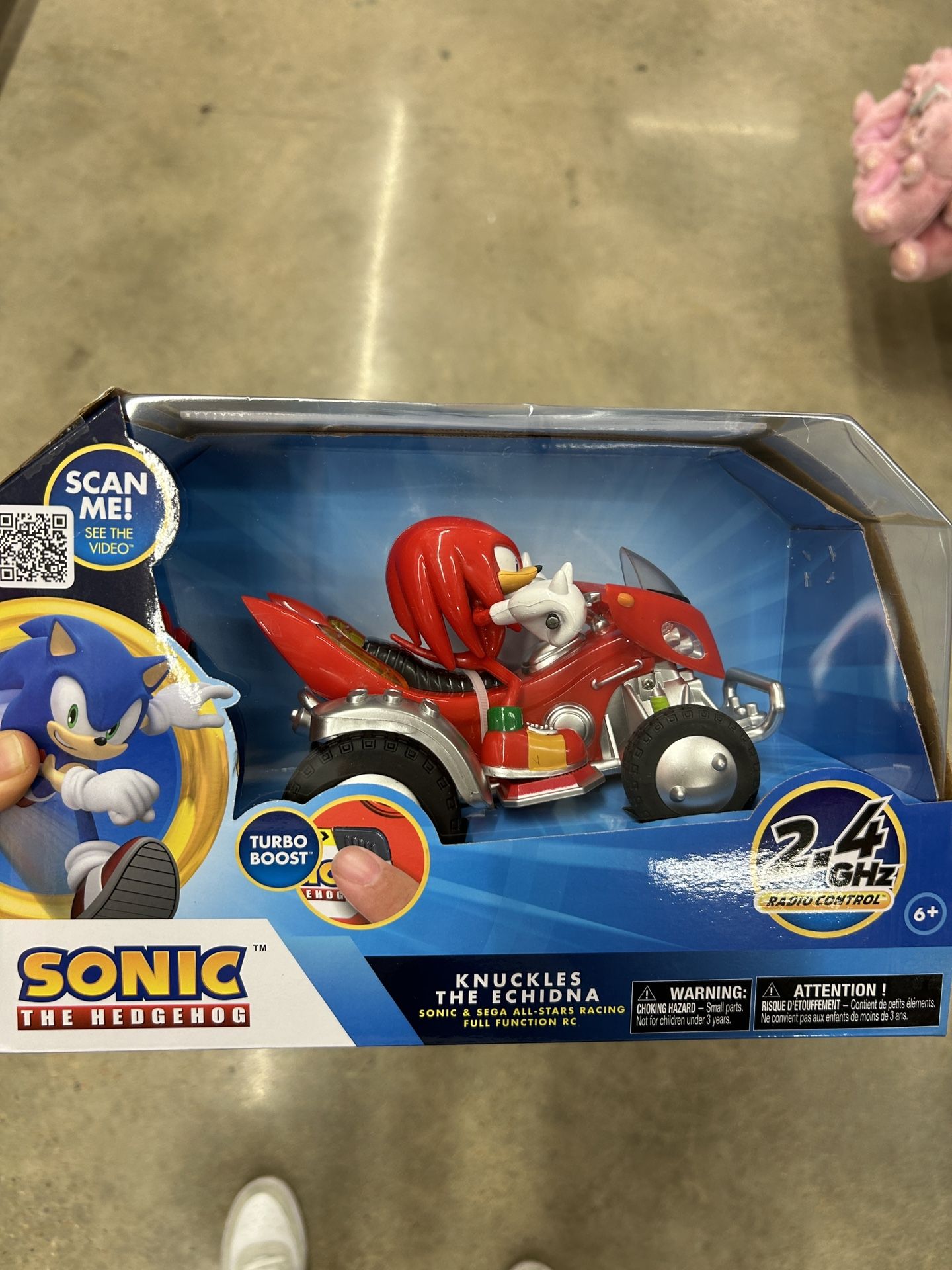 NWT limited edition Knuckles the Echidna RC Vehicle