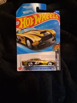 Super Treasure Hunt: Aston Martin DB4GT HIGH- SPEED EDITION