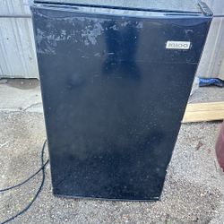 Small Fridge 