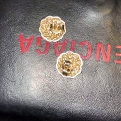 10KT Yellow Gold 10MM Nugget Stud Earrings.