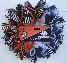 Football wreath. Choose your team