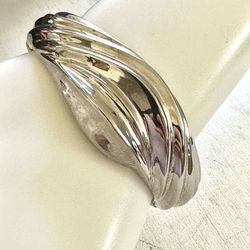 Silver Tone Bangle Bracelet 