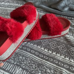 Fluffy Slides With Glitter