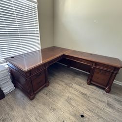 Executive Office Desk Set