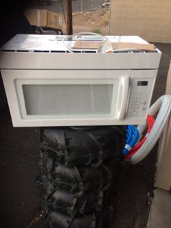 White over stove microwave