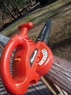 HOMLITE 2 SPEED ELECTRIC LEAF BLOWER STRONG VERY LIGHT TO USE 30 BUCKS