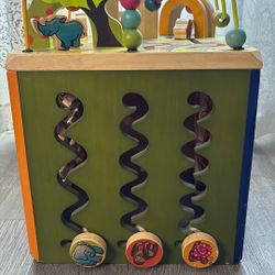 Zany Zoo Activity Cube