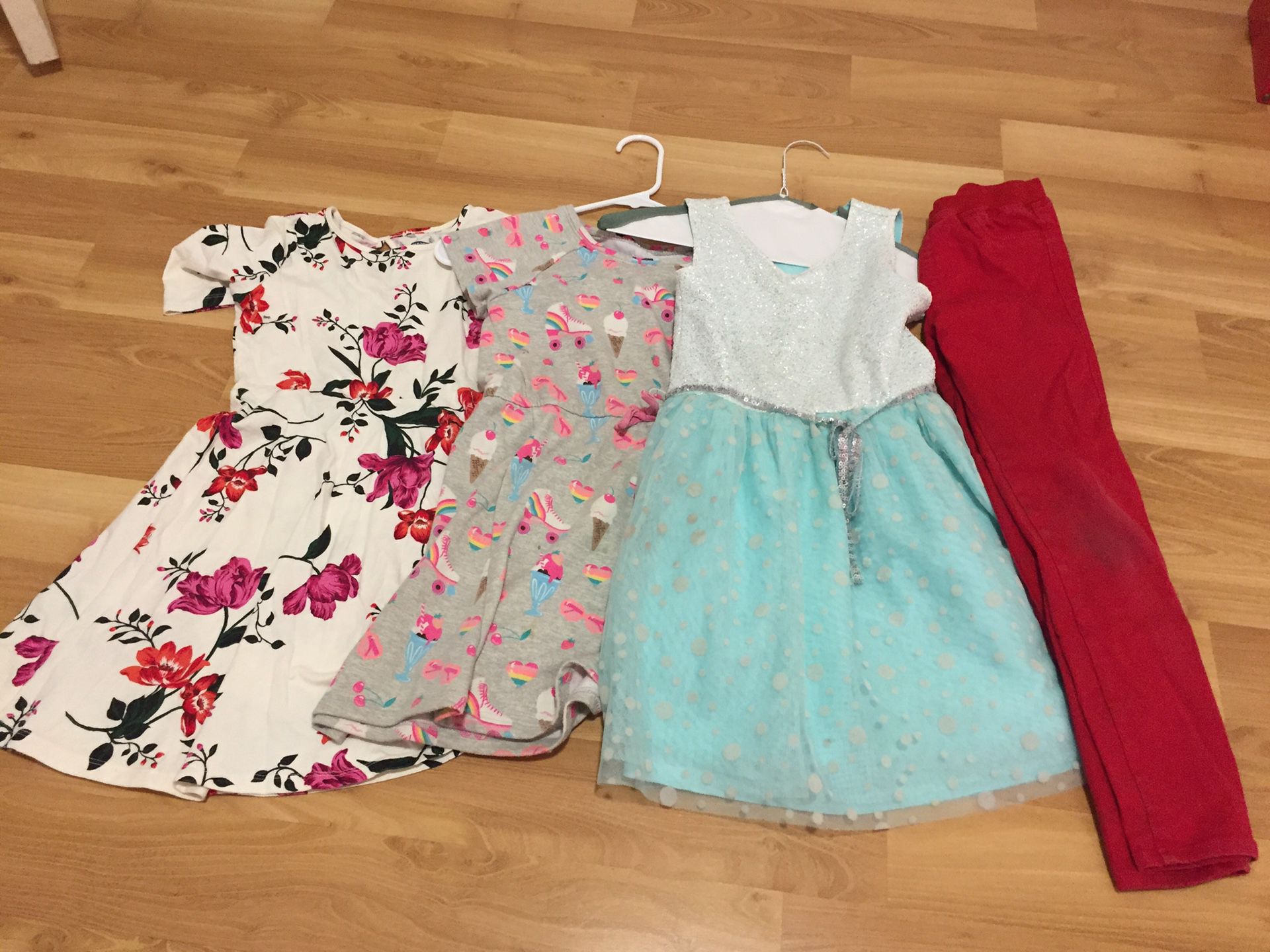 Girl’s clothes and dresses (size 5-8)