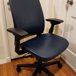 Steelcase Amia Rare Blue Leather - Office Chair