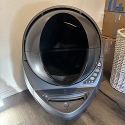 Automatic litter box