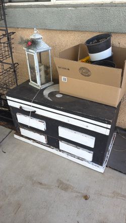 Free wooden box