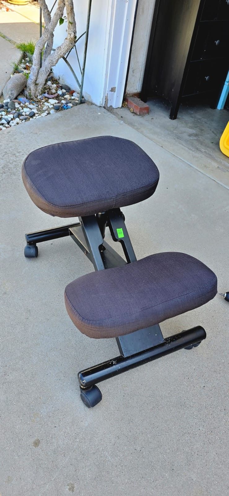 Antique Kneeling Chair – Fully Functional & Unique Design