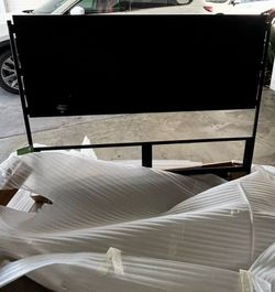 Black headboard full/queen