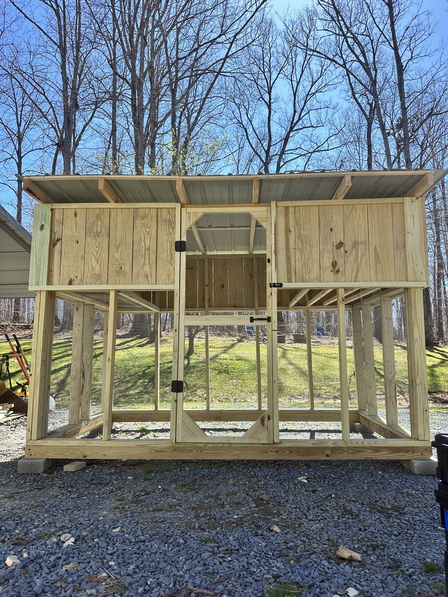 6x10x6’4 New Built Coop Ready To Be Delivered 