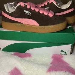 Pumas Shoe Color Brown-peach-fro ivory Brun-peach-fro Ivory Suede XL /Women’s Size 8.5  White Pink Or White Laces