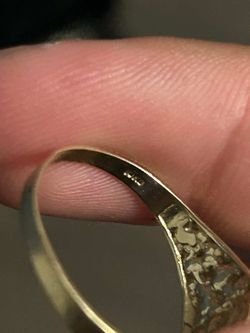 10k Gold Ring 