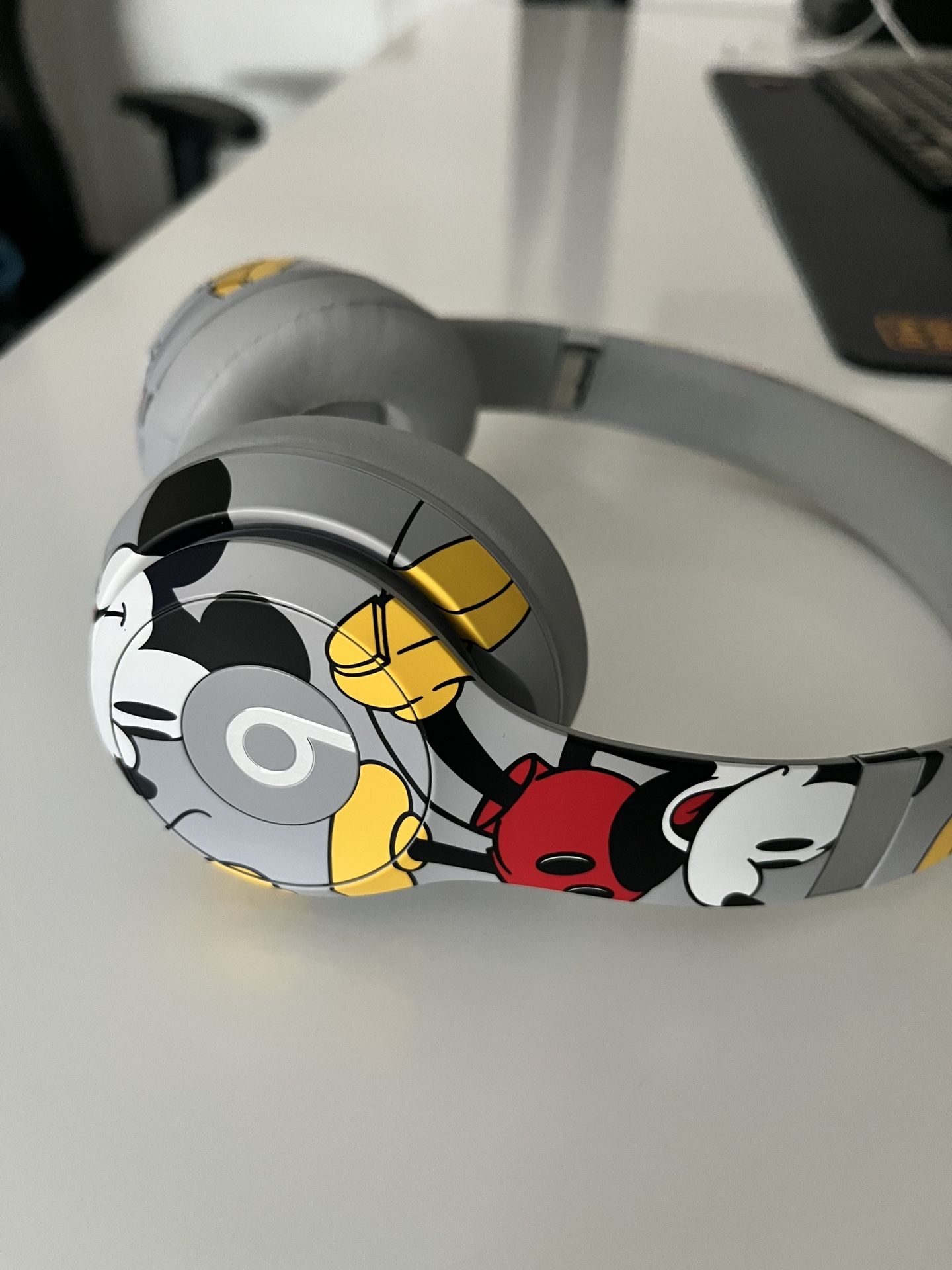Beats Solo3 Wireless Headphones - Mickey's 90th Anniversary Edition - Gray, No charger included