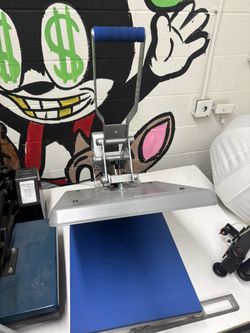 HOTRONIX HEAT PRESSES AND STANDS